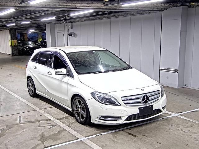 205 Mercedes benz B class 246242 2014 г. (ZIP Osaka)